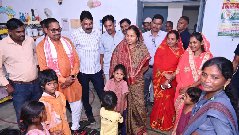 महिला एवं बाल विकास मंत्री श्रीमती लक्ष्मी राजवाड़े ने धरसेड़ी आंगनबाड़ी केंद्र का औचक निरीक्षण किया...