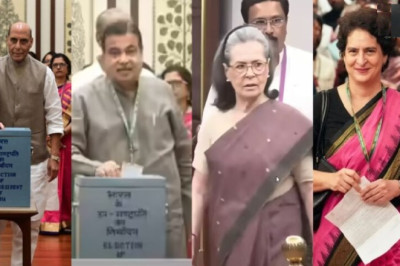 उपराष्ट्रपति चुनाव: राजनाथ, गडकरी, सोनिया-राहुल-प्रियंका व खरगे ने किया मतदान, राधाकृष्णन-सुदर्शन के बीच सीधी टक्कर...