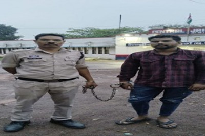 होटल ईशा में देह व्यापार कराने वाले एक अन्य फरार आरोपी को पकडने में दुर्ग पुलिस को मिली सफलता...