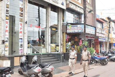 दुर्ग पुलिस की आम नागरिकों से शांति एवं सौहार्दपूर्वक त्यौहार मनाएं जाने की अपील...