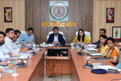 कलेक्टर ने सड़क सुरक्षा समिति की बैठक ली...