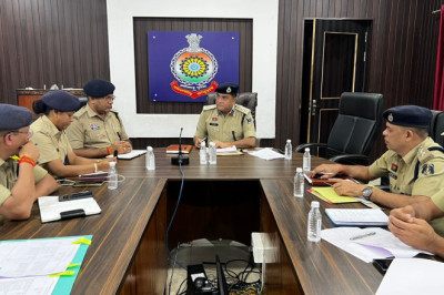 वरिष्ठ पुलिस अधीक्षक जिला दुर्ग द्वारा किया गया समीक्षा बैठक का आयोजन....