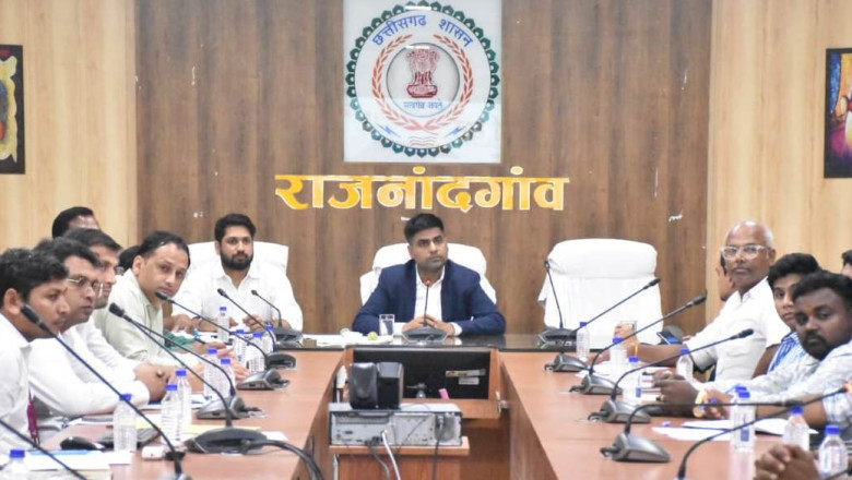 कलेक्टर ने प्रधानमंत्री सूर्यघर मुफ्त बिजली योजना के मद्देनजर बैंकर्स, वेंडर्स एवं विद्युत विभाग के अधिकारियों की बैठक ली...