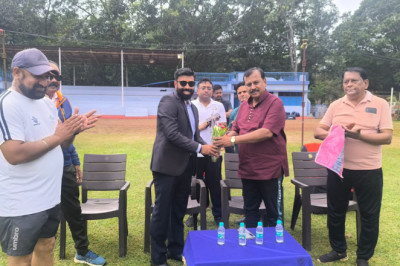 अंडर-19 महिला क्रिकेट प्रतियोगिता का भव्य आयोजन माननीय सांसद विजय बघेल जी ने खिलाड़ियों का उत्साहवर्धन किया....