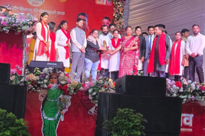 जिला न्यायालय दुर्ग में प्लास्टिक मुक्त न्यायालय परिसर अभियान का शुभारंभ...