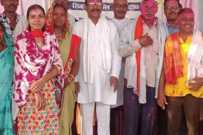 सुरगी समीपस्थ ग्राम मुड़पार में सिंगदइ सर्किल कोसारिया यादव समाज का चुनाव 9 तारीख को यादव समाज भवन के पास रखी गई थी ...