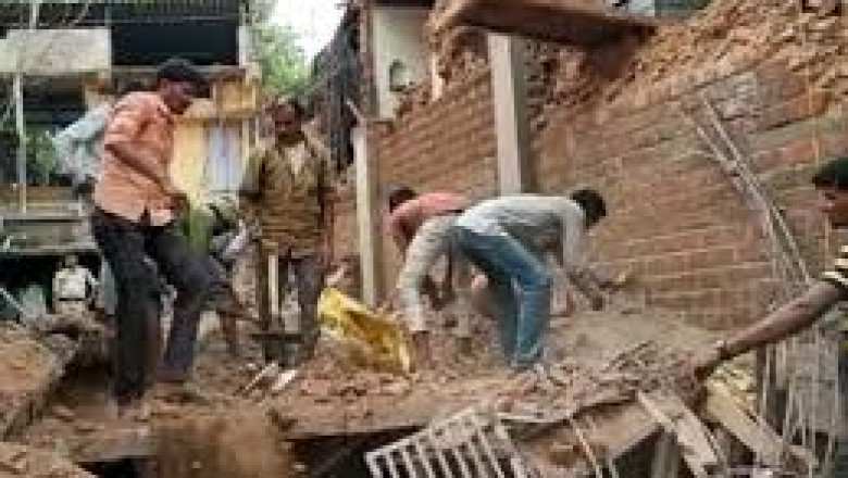 दुर्ग में नींव खुदाई करते वक्त हादसा , 2 मजदूरों की मौत...