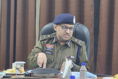 बैठक के दौरान महिला संबंधी अपराधों के त्वरित निराकरण पर विशेष जोर दिया गया....