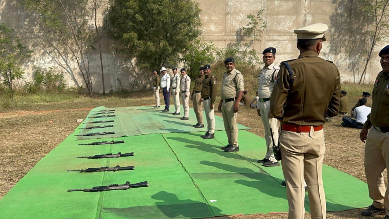 एसटीएफ में किया जा रहा है वार्षिक फायरिंग अभ्यास....