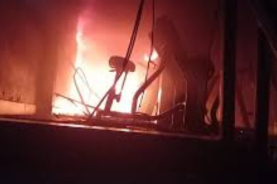 दुर्ग में आग लगने से लाखों का इक्विमेंट जलकर खाक फायर ब्रिगेड ने पाया काबू...