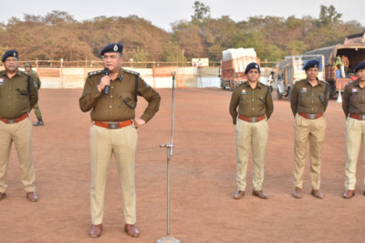 दिनाँक 25.12.2025 से 29.12.2025 तक जयंती स्टेडियम सिविक सेंटर भिलाई में आयोजित दिव्य हनुमंत कथा कार्यक्रम में लगे सुरक्षा व्यवस्था की किया गया समीक्षा...