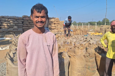 छत्तीसगढ़ की पारदर्शी धान खरीदी प्रणाली से युवाओं का बढ़ रहा खेती की ओर रुझान...