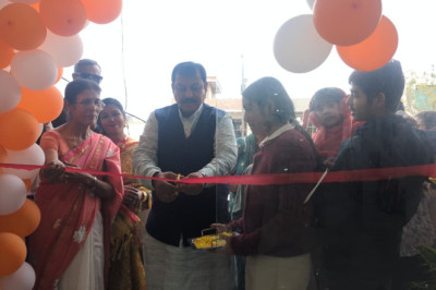 कैलाश नगर स्थित मनाली ज्वेल्स के समीप प्रगति फाइन आर्ट एंड म्यूज़िक अकादमी का भव्य उद्घाटन दुर्ग लोकसभा के सांसद  विजय बघेल  द्वारा फीता काटकर किया गया...