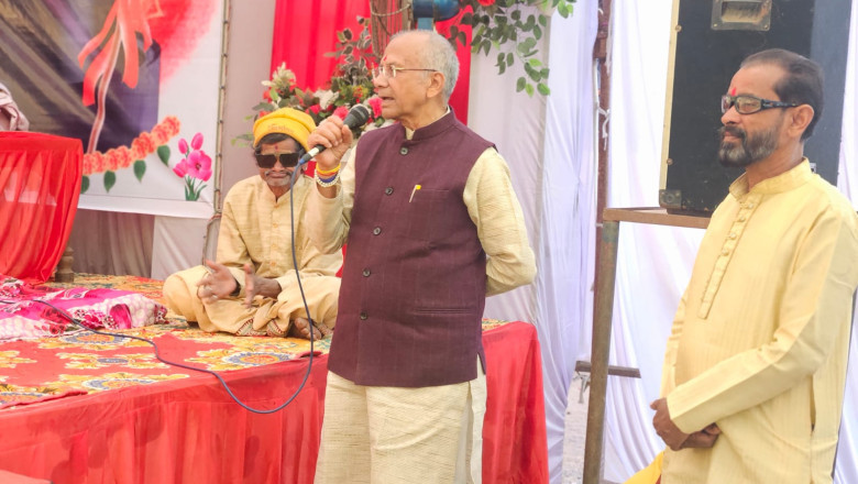 जगत कल्याण के लिए सत्य के मार्ग पर चलने वाले मनुष्यों को विश्व बुराइयों को पीना पड़ता है : आचार्य महेंद्र पांडेय...