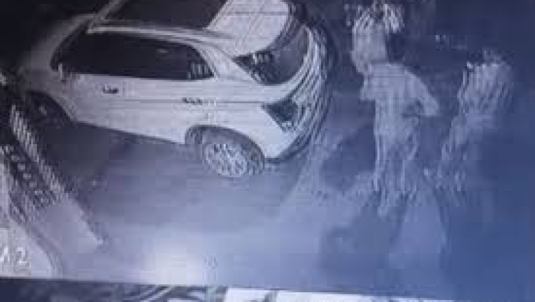 रजिस्ट्री कराने पहुंचे अधिकारी की कार से 38 लाख रुपये चोरी, जांच में जुटी पुलिस