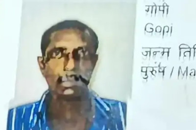 दुर्ग में बंद कमरे में मिला था शव, कुल्हाड़ी से वार कर मार डाला था