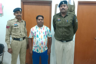 दीर्घकालीन सेवा उपरांत पुलिस अधिकारी/कर्मचारियों का सम्मानपूर्वक सेवानिवृत्ति समारोह आयोजित...