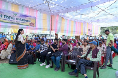 मानव–वन्यजीव संघर्ष पर जागरूकता अभियान: लोकनृत्य, चित्रकला और रंगोली प्रतियोगिताओं में विद्यार्थियों ने दिखाया हुनर, ग्रामीणों ने जंगल और वन्यप्राणियों की रक्षा का लिया संकल्प