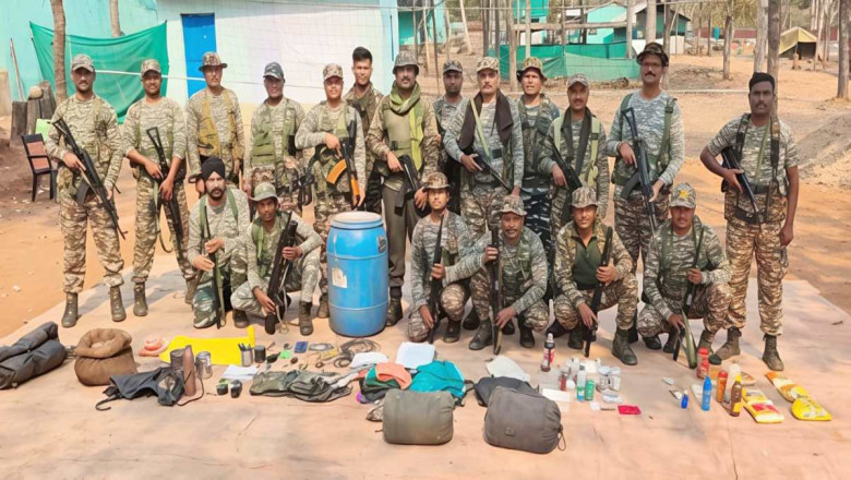 नक्सल विरोधी अभियान में बड़ी सफलता: 18 किलो अमोनियम नाइट्रेट सहित नक्सली सामग्री बरामद