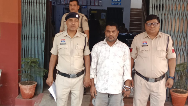 राजनांदगांव में सट्टा पर कार्रवाई: आरोपी गिरफ्तार, नगदी और मोबाइल सहित सामग्री जब्त, भेजा गया जेल