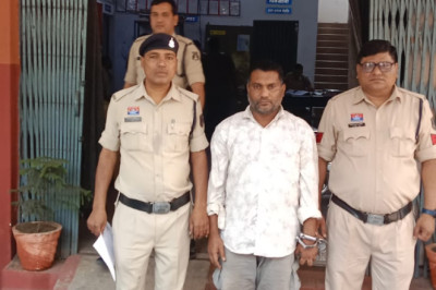राजनांदगांव में सट्टा पर कार्रवाई: आरोपी गिरफ्तार, नगदी और मोबाइल सहित सामग्री जब्त, भेजा गया जेल