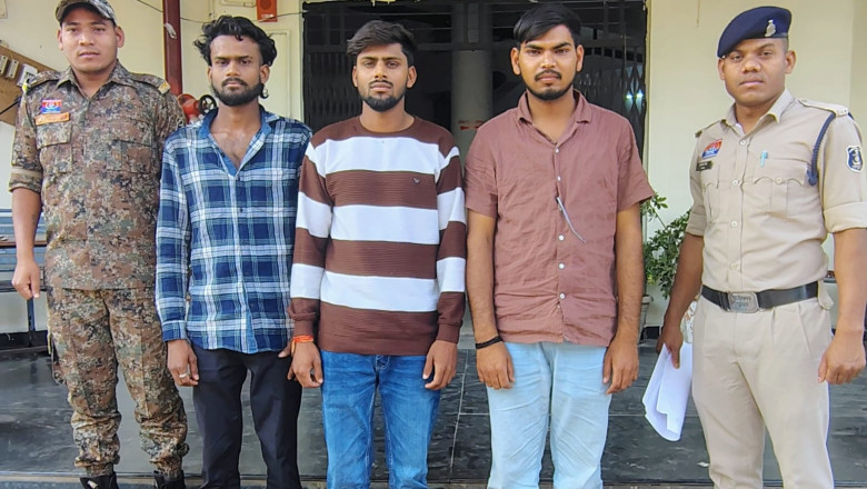 डोंगरगढ़ मंदिर आने वाले यात्रियों से वाद-विवाद एवं हल्ला कर शांति भंग करने वालों के विरुद्ध कार्यवाही