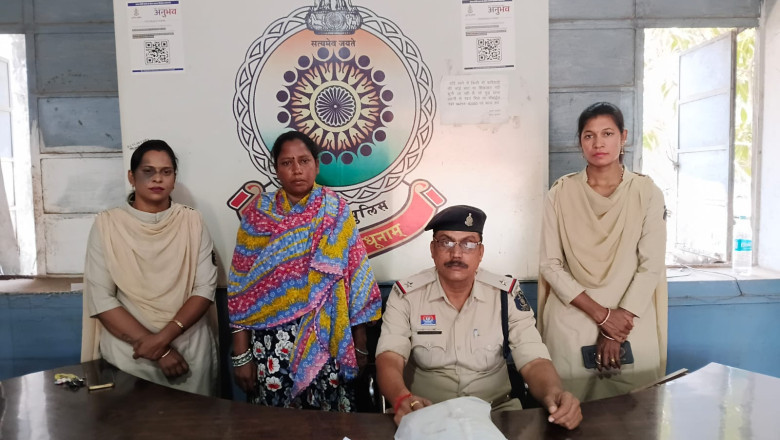 दुर्ग पुलिस द्वारा जारी टोल फ्री नंबर 1933 पर प्राप्त सूचना पर त्वरित कार्यवाही – अवैध गांजा बिक्री करने वाली महिला गिरफ्तार...