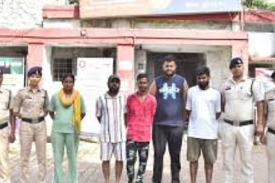 भिलाई में ‘चिट्टा गैंग’ का भंडाफोड़: ऑपरेशन विश्वास में 5 तस्कर गिरफ्तार, 3.84 लाख का माल जब्त