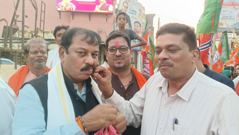 असम जीत के बाद बेमेतरा में जश्न: Vijay Baghel के नेतृत्व की सराहना