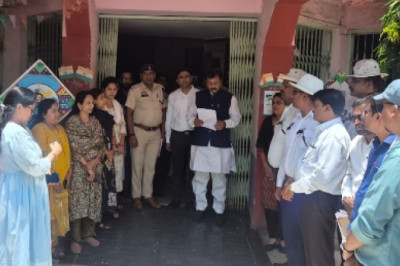 नशे में वाहन चलाने वालों पर सख्ती के निर्देश, सांसद विजय बघेल ने किया जागरूक