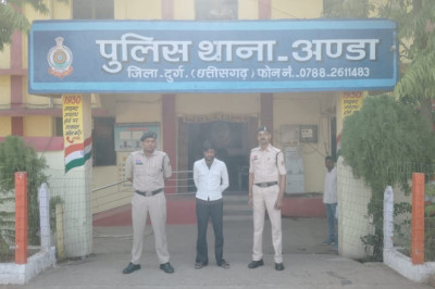 आरोपी के कब्जे से 31 पौवा देशी मसाला शराब कुल 5.58 बल्क लीटर बरामद किया गया