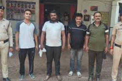 दुर्ग में करोड़ों के IPL सट्टे पर पुलिस का छापा, ऑनलाइन बेटिंग रैकेट का पर्दाफाश