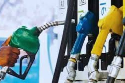 पेट्रोल-डीजल ने फिर बढ़ाई आमजन की चिंता: रायपुर में ₹107.96 लीटर, छत्तीसगढ़ के 8 जिलों में ₹109 के पार कीमतें