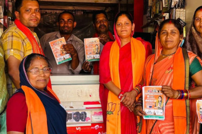 घुमका नगर पंचायत अध्यक्ष प्रत्याशी किरण वर्मा चुनाव प्रचार में सबसे आगे....