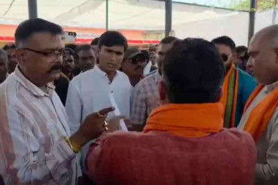 सुशासन तिहार में प्रशासन-राजनीति की टक्कर, दुर्ग में कार्यक्रम के दौरान जमकर हंगामा