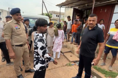 कबीरधाम में पुलिस का सख्त एक्शन, संदिग्ध ठिकानों की हुई जांच