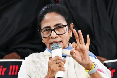 TMC में मची भगदड़! सुष्मिता देव के इस्तीफे से बढ़ा सियासी भूचाल, BJP में एंट्री की अटकलें तेज
