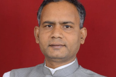 शिक्षा व्यवस्था पर कांग्रेस का हमला: सरकार की नीतियों से बढ़ रही शाला-त्यागी बच्चों की संख्या