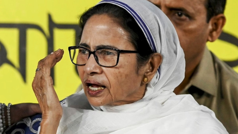 दीदी की डूबती नैया के सहारे बने दो सांसद! TMC में मचे घमासान के बीच बड़ा संदेश