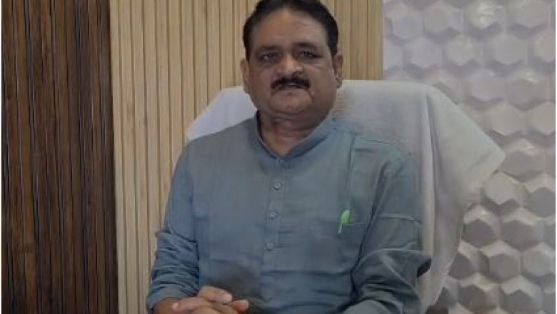 शराब ओवररेटिंग मामले में कांग्रेस का हमला, सुशील आनंद शुक्ला बोले- सरकार में बैठे लोग चला रहे खेल