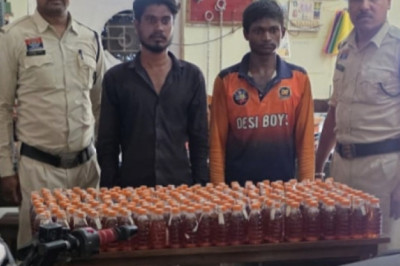 अवैध शराब परिवहन पर दुर्ग पुलिस की लगातार कार्यवाही जारी, नंदनी नगर पुलिस की कार्रवाई, पृथक-पृथक प्रकरणों में 03 आरोपी गिरफ्तार...