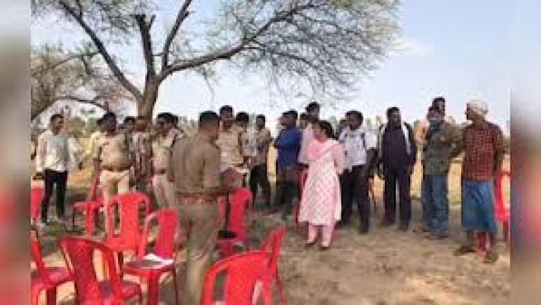 बलौदाबाजार में 8 लोगों की संदिग्ध मौत: कब्र से निकाले गए शव, जहरीली शराब की आशंका