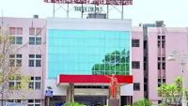 अंबेडकर अस्पताल में पानी का संकट: मोटर खराब होते ही सूखे वार्ड और बाथरूम