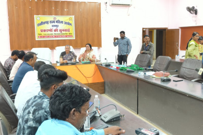 राज्य महिला आयोग की सुनवाई में पीड़ित महिलाओं को मिली राहत, कई मामलों में दिए गए महत्वपूर्ण निर्देश