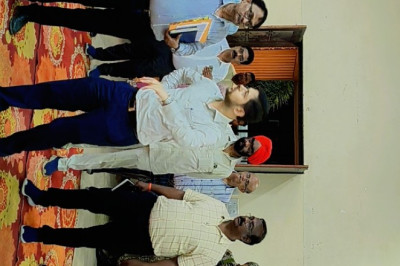 योग दिवस की तैयारियों का कलेक्टर ने लिया जायजा, बारिश को लेकर वैकल्पिक व्यवस्था के निर्देश