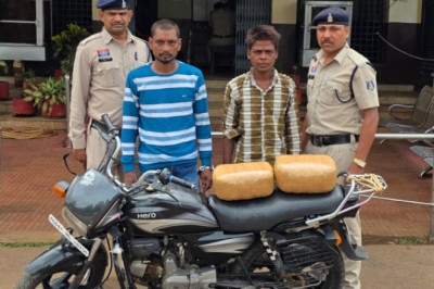 दुर्ग पुलिस की बड़ी कार्रवाई: 5.189 किलो गांजा के साथ दो तस्कर गिरफ्तार, ₹2.80 लाख की सामग्री जब्त