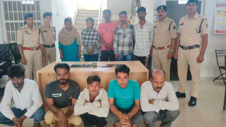 वैशाली नगर पुलिस की बड़ी कार्रवाई: जुआ खेलते 10 लोग गिरफ्तार, 9 मोबाइल और ₹44,100 बरामद