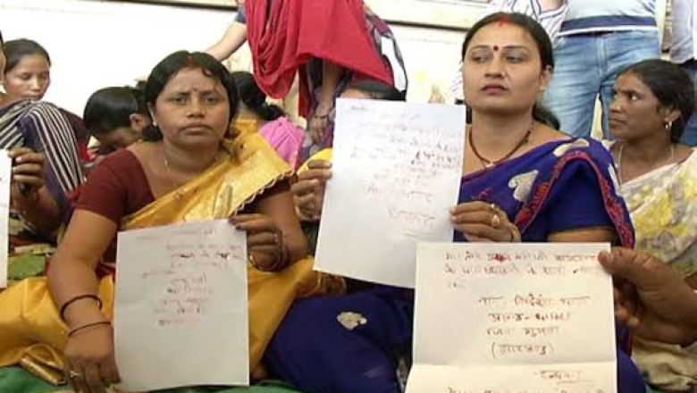 संविलियन की मांग पर अतिथि शिक्षकों का अनोखा प्रदर्शन: खून से लिखा पत्र, मांगी इच्छा मृत्यु