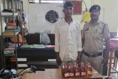 अवैध शराब परिवहन कर बिक्री पर दुर्ग पुलिस की लगातार कार्यवाही जारी,आरोपी को पुलिस ने किया गिरफ्तार...