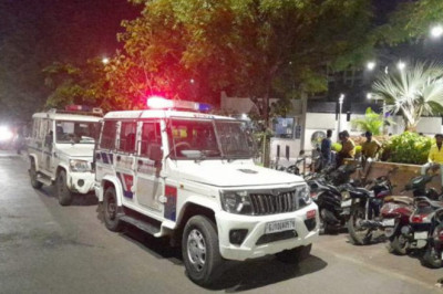 डोंगरगढ़ में खूनी वारदात शराब पार्टी में विवाद, युवक की चाकू मारकर हत्या डोंगरगढ़ में शराब पार्टी के दौरान विवाद, युवक की चाकू मारकर हत्या..